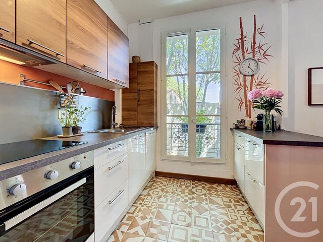 Appartement F4 &agrave; vendre - 4 pi&egrave;ces - 84,55 m2 - Avignon - 84 - PROVENCE-ALPES-COTE-D-AZUR
