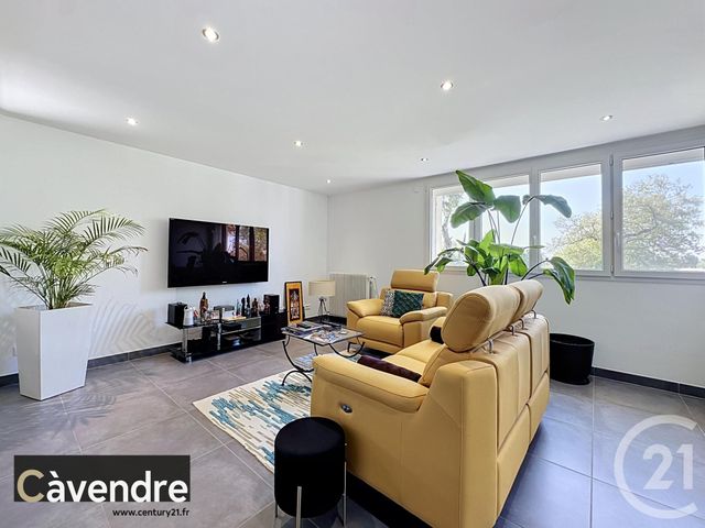 Appartement F4 &agrave; vendre - 4 pi&egrave;ces - 101,10 m2 - Avignon - 84 - PROVENCE-ALPES-COTE-D-AZUR
