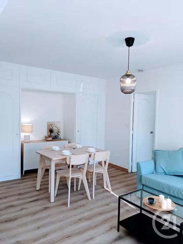 Appartement F2 &agrave; louer - 2 pi&egrave;ces - 40 m2 - Avignon - 84 - PROVENCE-ALPES-COTE-D-AZUR