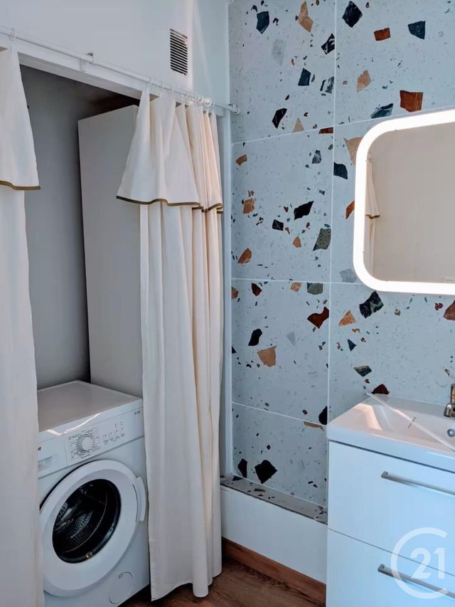 Appartement F2 &agrave; louer - 2 pi&egrave;ces - 40 m2 - Avignon - 84 - PROVENCE-ALPES-COTE-D-AZUR
