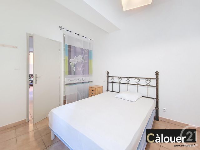Appartement F2 &agrave; louer - 2 pi&egrave;ces - 45,14 m2 - Roquemaure - 30 - LANGUEDOC-ROUSSILLON