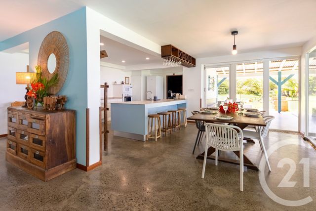 Maison à vendre - 7 pièces - 327,42 m2 - Ste Marie - 972 - MARTINIQUE