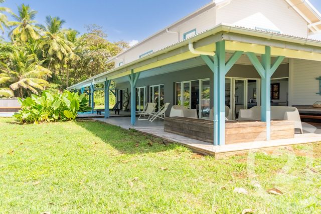 Maison à vendre - 7 pièces - 327,42 m2 - Ste Marie - 972 - MARTINIQUE