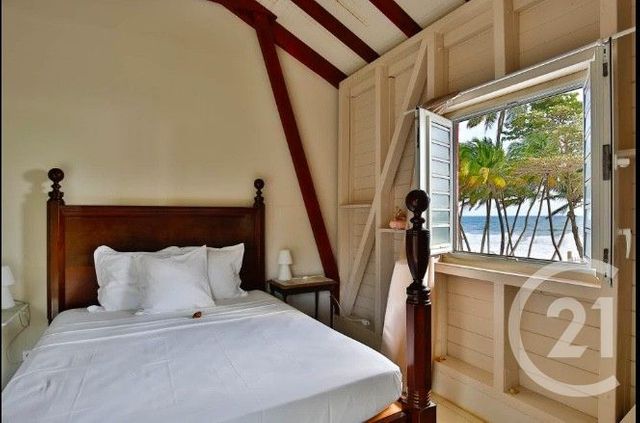 Maison à vendre - 7 pièces - 327,42 m2 - Ste Marie - 972 - MARTINIQUE