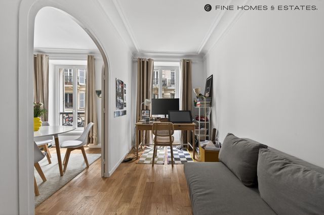 Appartement F3 &agrave; vendre - 3 pi&egrave;ces - 46,56 m2 - Paris - 75007 - ILE-DE-FRANCE