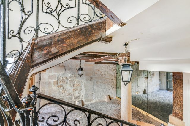 Appartement T2 &agrave; louer - 2 pi&egrave;ces - 58,68 m2 - Paris - 75006 - ILE-DE-FRANCE