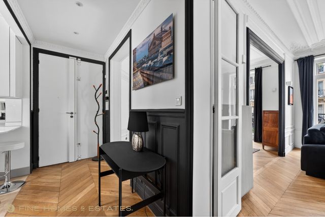 Appartement T4 à vendre - 4 pièces - 82 m2 - Paris - 75006 - ILE-DE-FRANCE