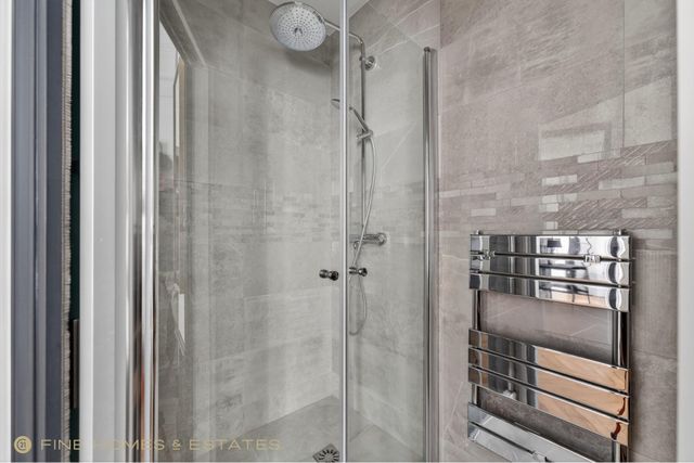 Appartement T4 à vendre - 4 pièces - 82 m2 - Paris - 75006 - ILE-DE-FRANCE