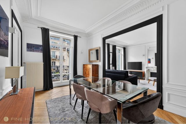 Appartement T4 à vendre - 4 pièces - 82 m2 - Paris - 75006 - ILE-DE-FRANCE