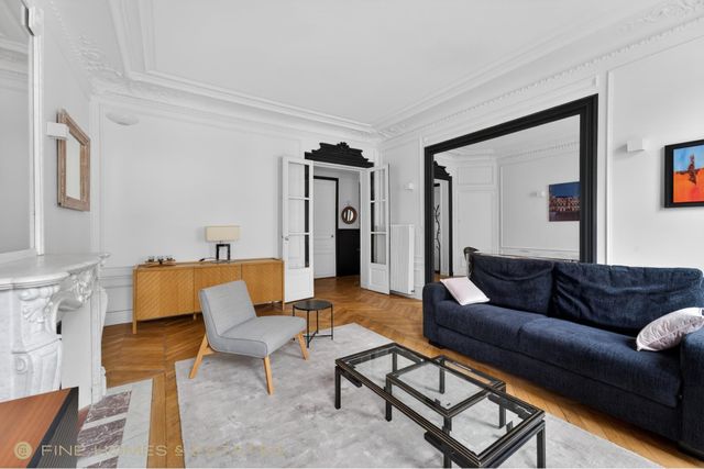 Appartement T4 à vendre - 4 pièces - 82 m2 - Paris - 75006 - ILE-DE-FRANCE