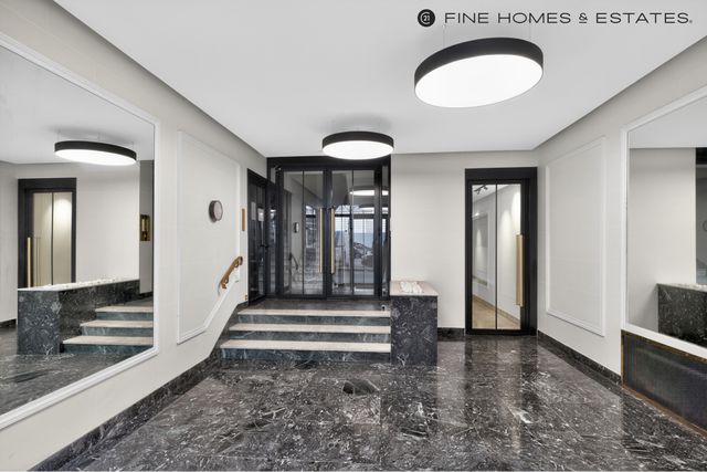 Appartement F6 &agrave; vendre - 6 pi&egrave;ces - 141 m2 - Paris - 75008 - ILE-DE-FRANCE