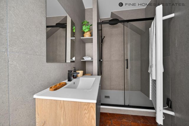 Appartement T2 &agrave; vendre - 2 pi&egrave;ces - 44 m2 - Paris - 75006 - ILE-DE-FRANCE