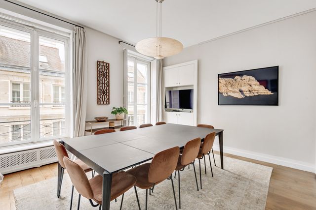 Appartement &agrave; louer - 6 pi&egrave;ces - 149 m2 - Paris - 75006 - ILE-DE-FRANCE