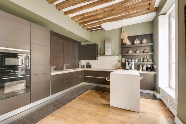 Appartement &agrave; louer - 6 pi&egrave;ces - 149 m2 - Paris - 75006 - ILE-DE-FRANCE