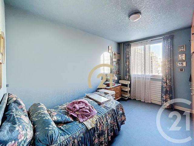 Appartement F4 à vendre - 4 pièces - 77,09 m2 - Cachan - 94 - ILE-DE-FRANCE