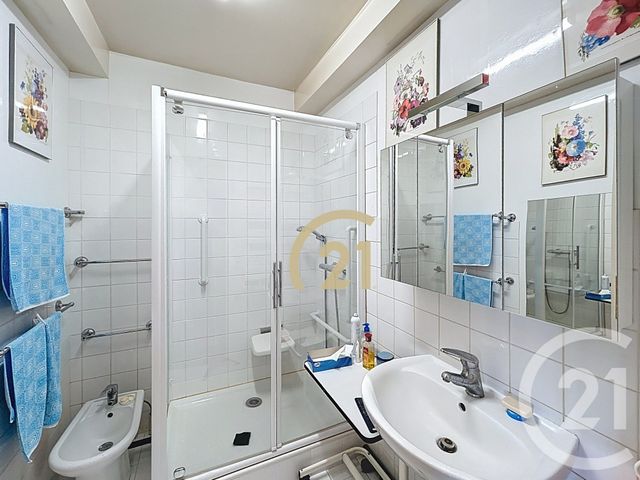 Appartement F4 à vendre - 4 pièces - 77,09 m2 - Cachan - 94 - ILE-DE-FRANCE