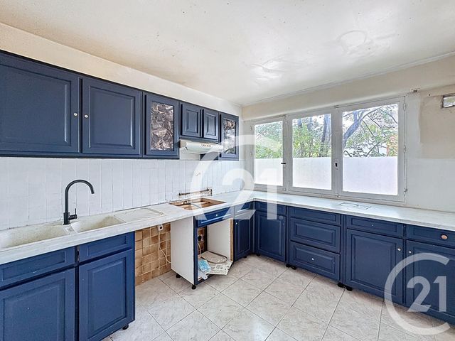 Appartement F4 à vendre - 4 pièces - 76 m2 - Villiers Le Bel - 95 - ILE-DE-FRANCE