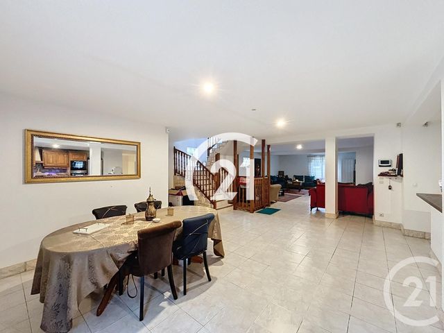 Maison à vendre - 7 pièces - 190 m2 - Goussainville - 95 - ILE-DE-FRANCE
