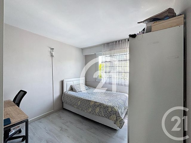 Appartement F4 à vendre - 4 pièces - 76 m2 - Villiers Le Bel - 95 - ILE-DE-FRANCE