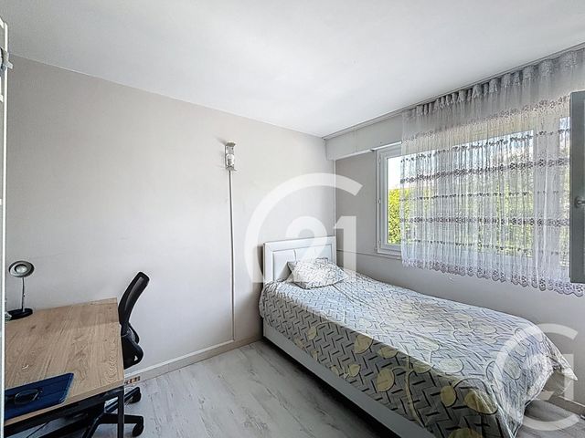 Appartement F4 à vendre - 4 pièces - 76 m2 - Villiers Le Bel - 95 - ILE-DE-FRANCE