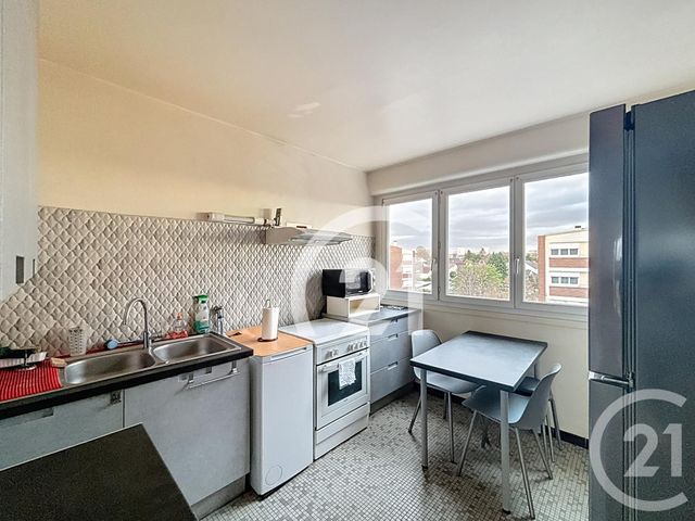 Appartement F4 à vendre - 4 pièces - 74,43 m2 - Villiers Le Bel - 95 - ILE-DE-FRANCE