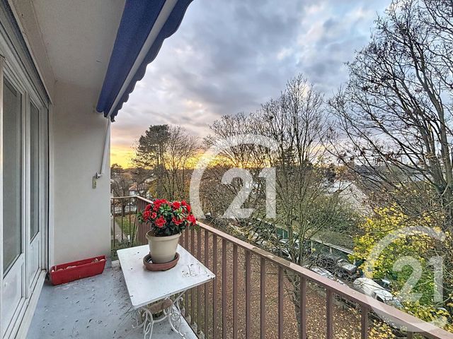 Appartement F4 à vendre - 4 pièces - 74,43 m2 - Villiers Le Bel - 95 - ILE-DE-FRANCE