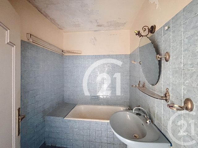 Appartement F3 &agrave; vendre - 4 pi&egrave;ces - 70,20 m2 - Villiers Le Bel - 95 - ILE-DE-FRANCE