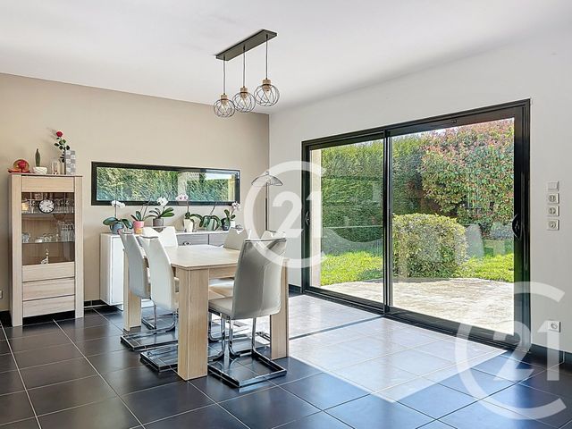 Maison &agrave; vendre - 6 pi&egrave;ces - 169 m2 - Quevreville La Poterie - 76 - HAUTE-NORMANDIE