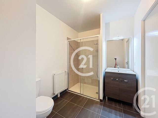 Appartement T3 à vendre - 3 pièces - 69,62 m2 - Le Mesnil Esnard - 76 - HAUTE-NORMANDIE