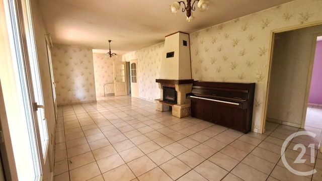 Maison à vendre - 5 pièces - 107,09 m2 - St Estephe - 33 - AQUITAINE