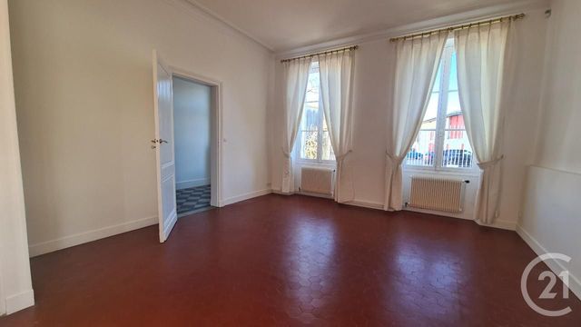 Maison à vendre - 6 pièces - 245,70 m2 - St Estephe - 33 - AQUITAINE