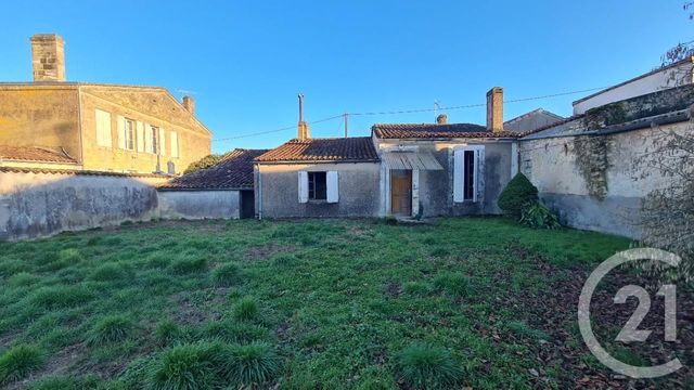 Maison à vendre - 6 pièces - 245,70 m2 - St Estephe - 33 - AQUITAINE