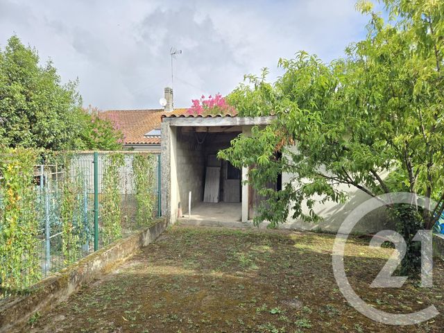 Maison à vendre - 2 pièces - 49,22 m2 - St Estephe - 33 - AQUITAINE