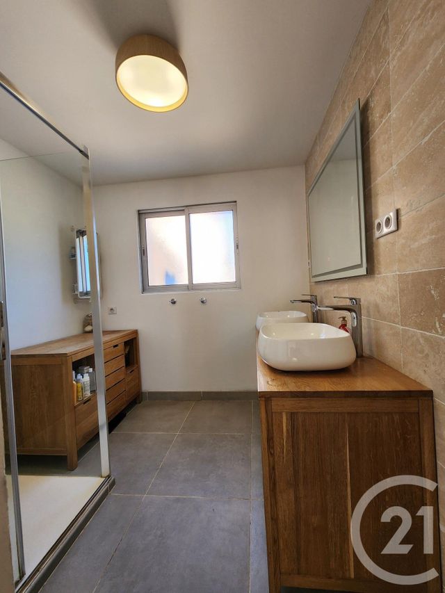 Maison &agrave; vendre - 7 pi&egrave;ces - 188 m2 - St Sauveur - 33 - AQUITAINE