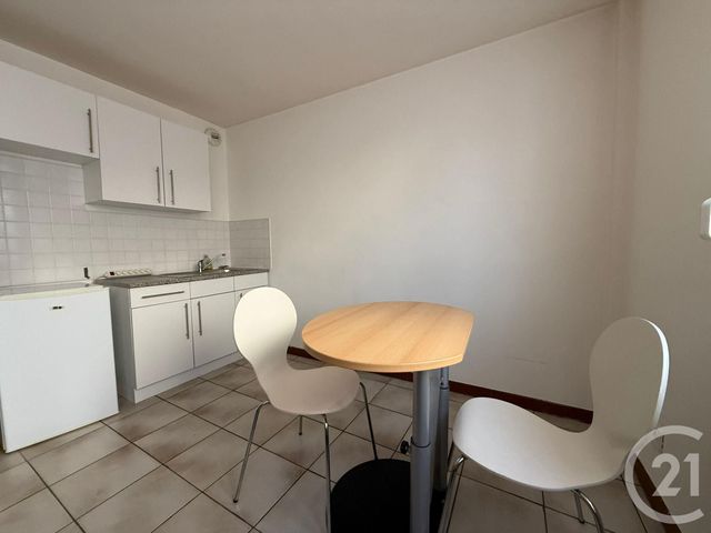Appartement Studio &agrave; louer - 1 pi&egrave;ce - 23 m2 - Gennes - 25 - FRANCHE-COMTE