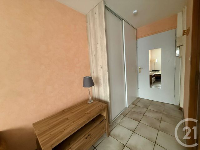 Appartement Studio &agrave; louer - 1 pi&egrave;ce - 23 m2 - Gennes - 25 - FRANCHE-COMTE