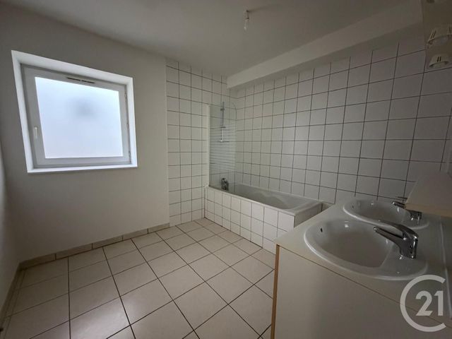 Appartement F4 &agrave; louer - 4 pi&egrave;ces - 112 m2 - Mamirolle - 25 - FRANCHE-COMTE