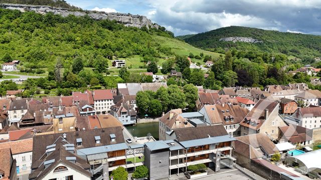Appartement Duplex &agrave; vendre - 4 pi&egrave;ces - 93,43 m2 - Ornans - 25 - FRANCHE-COMTE