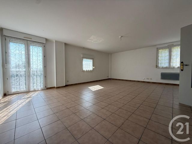 Appartement F4 &agrave; vendre - 4 pi&egrave;ces - 108 m2 - Gennes - 25 - FRANCHE-COMTE