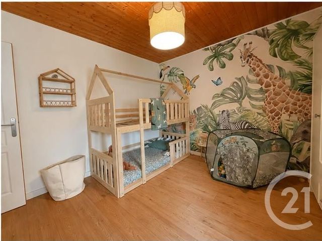 Appartement F4 &agrave; louer - 4 pi&egrave;ces - 118 m2 - Le Gratteris - 25 - FRANCHE-COMTE