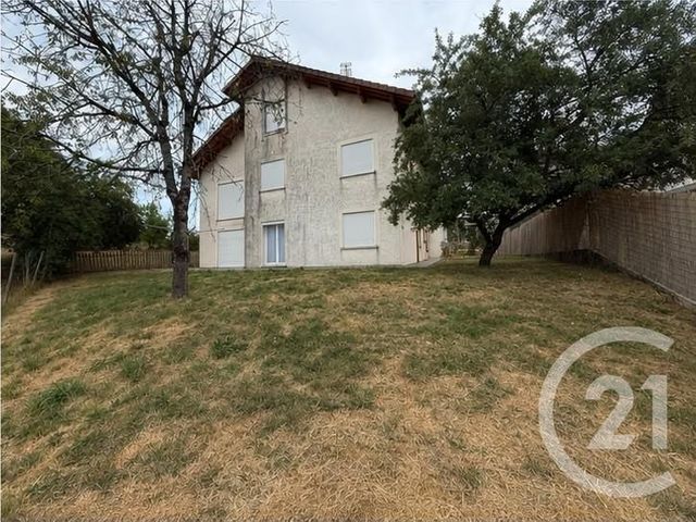 Appartement F4 &agrave; louer - 4 pi&egrave;ces - 118 m2 - Le Gratteris - 25 - FRANCHE-COMTE