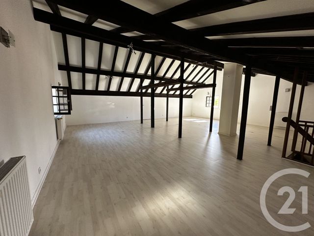 Maison &agrave; louer - 6 pi&egrave;ces - 203,26 m2 - St Medard En Jalles - 33 - AQUITAINE