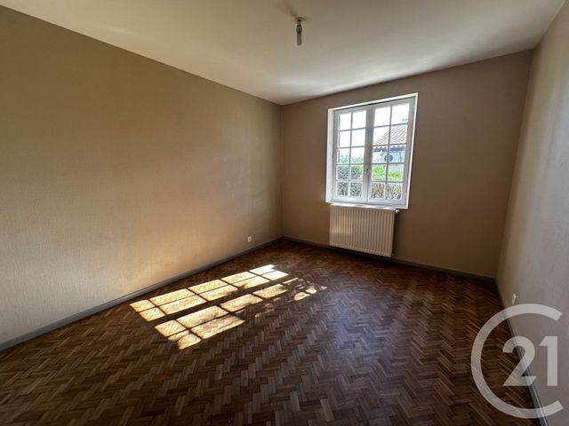 Maison &agrave; louer - 6 pi&egrave;ces - 203,26 m2 - St Medard En Jalles - 33 - AQUITAINE