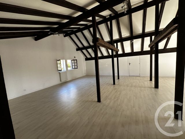 Maison &agrave; louer - 6 pi&egrave;ces - 203,26 m2 - St Medard En Jalles - 33 - AQUITAINE