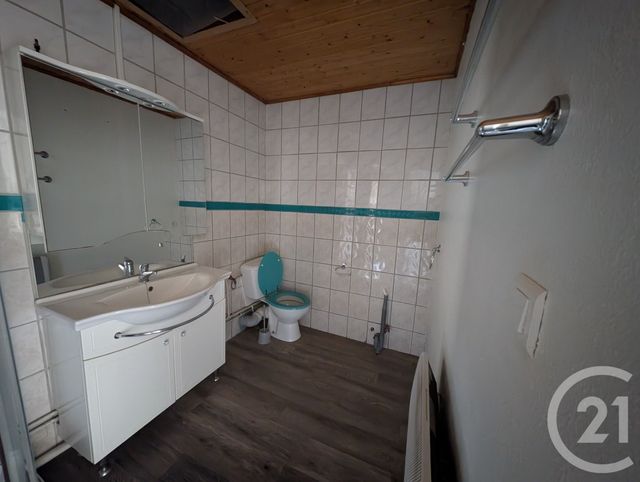 Appartement T3 à louer - 3 pièces - 75,63 m2 - Le Taillan Medoc - 33 - AQUITAINE