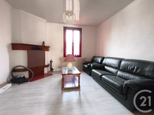 Maison &agrave; louer - 4 pi&egrave;ces - 82,12 m2 - St Medard En Jalles - 33 - AQUITAINE