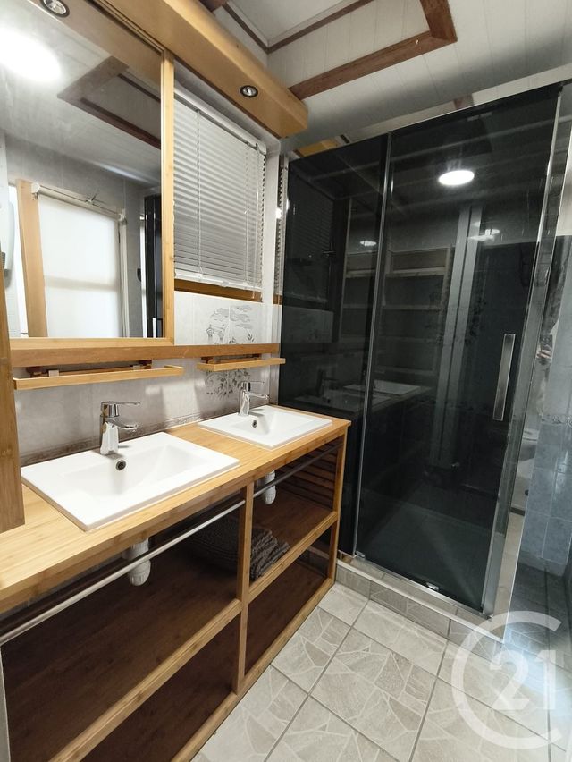 Maison &agrave; louer - 4 pi&egrave;ces - 82,12 m2 - St Medard En Jalles - 33 - AQUITAINE