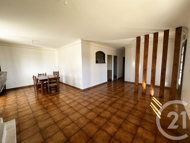 Maison à louer - 5 pièces - 109 m2 - Cussac Fort Medoc - 33 - AQUITAINE