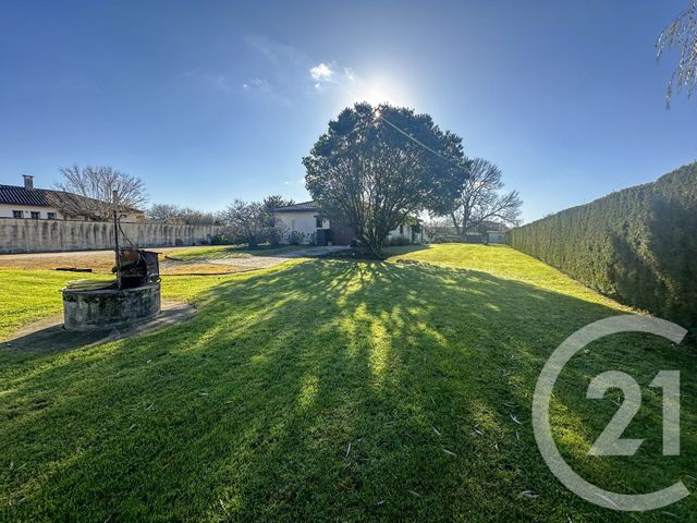 Maison à louer - 5 pièces - 109 m2 - Cussac Fort Medoc - 33 - AQUITAINE