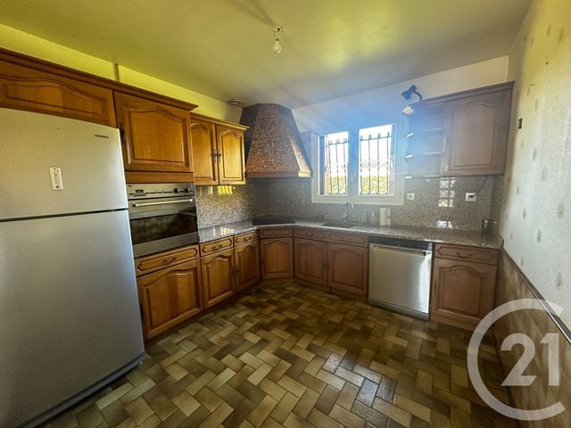 Maison à louer - 5 pièces - 109 m2 - Cussac Fort Medoc - 33 - AQUITAINE